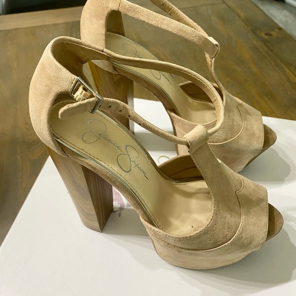 Rare Jessica Simpson Dany Heels Size 7. Good Condition - Picture 3 of 3